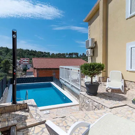In 42463 Trogir
