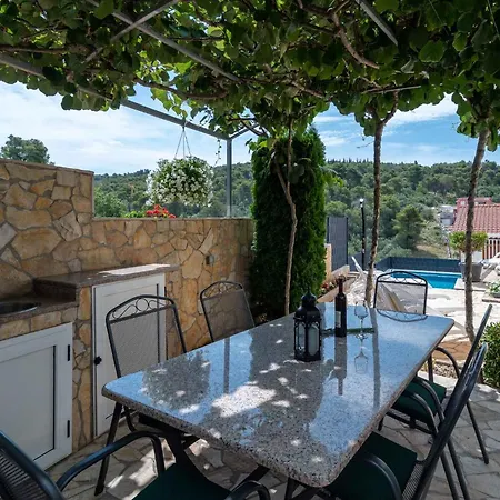 In 42463 Apartment Trogir