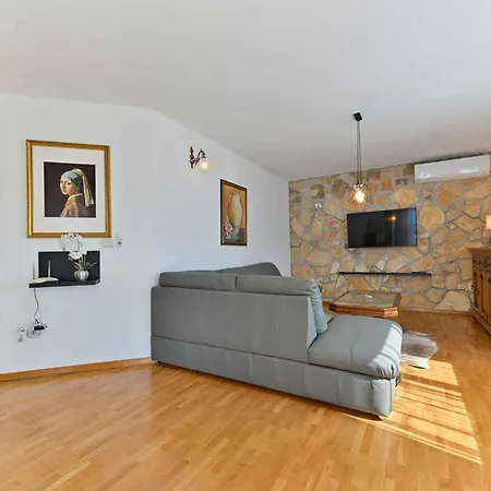 Apartment In 42463 Trogir
